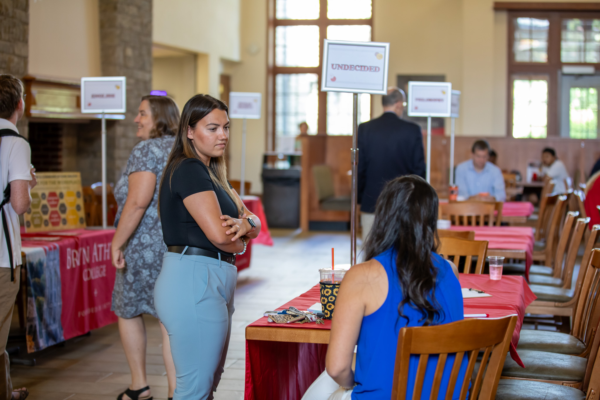 Student speaks with advisor during the day