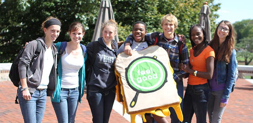 Bryn Athyn College Students smiling and standing with the FeelGood sandwich mascot