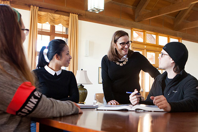 Bryn Athyn College student looks up at professor